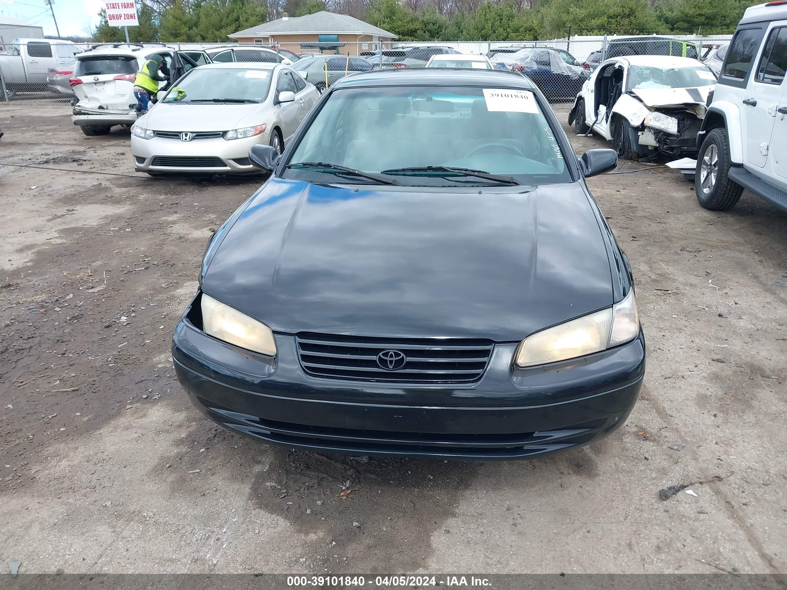 Photo 11 VIN: 4T1BG22K0WU293555 - TOYOTA CAMRY 