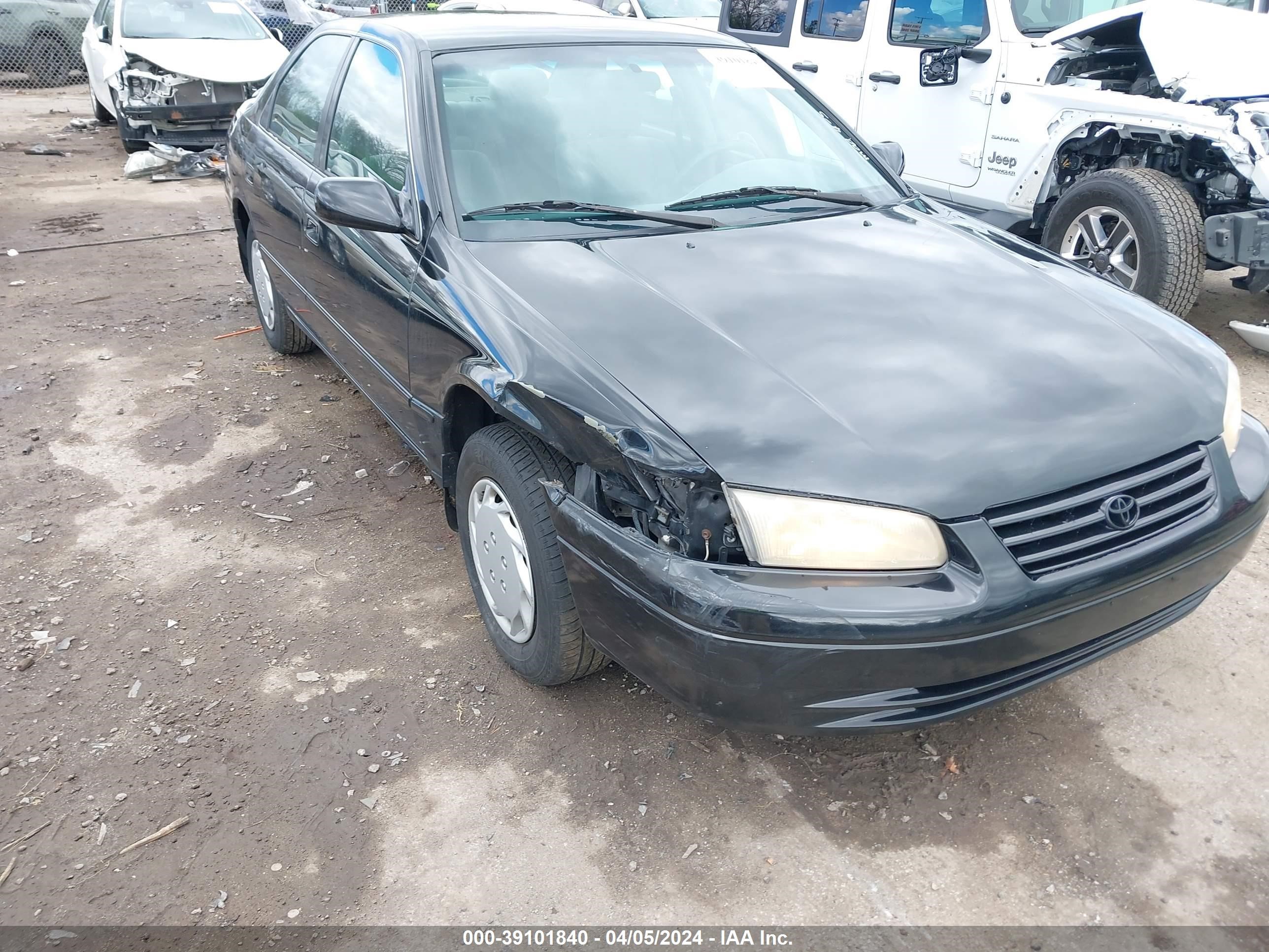 Photo 5 VIN: 4T1BG22K0WU293555 - TOYOTA CAMRY 