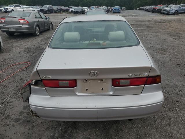 Photo 5 VIN: 4T1BG22K0WU295127 - TOYOTA CAMRY 