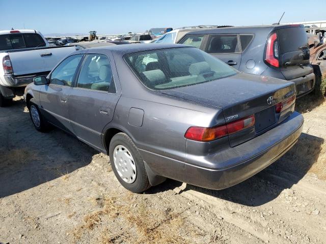 Photo 1 VIN: 4T1BG22K0XU478450 - TOYOTA CAMRY CE 