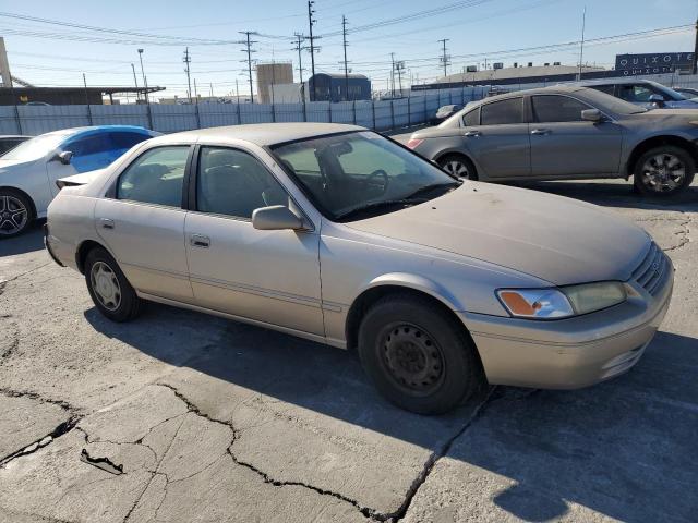 Photo 3 VIN: 4T1BG22K0XU580850 - TOYOTA CAMRY CE 