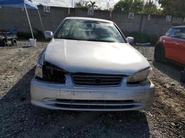 Photo 4 VIN: 4T1BG22K0YU011126 - TOYOTA CAMRY 