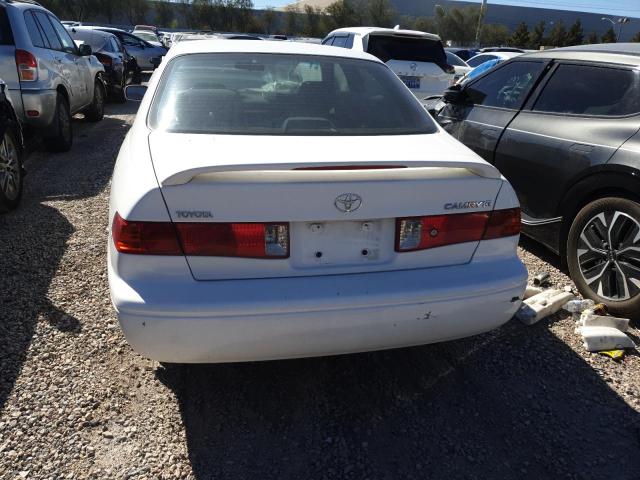 Photo 5 VIN: 4T1BG22K0YU738928 - TOYOTA CAMRY 