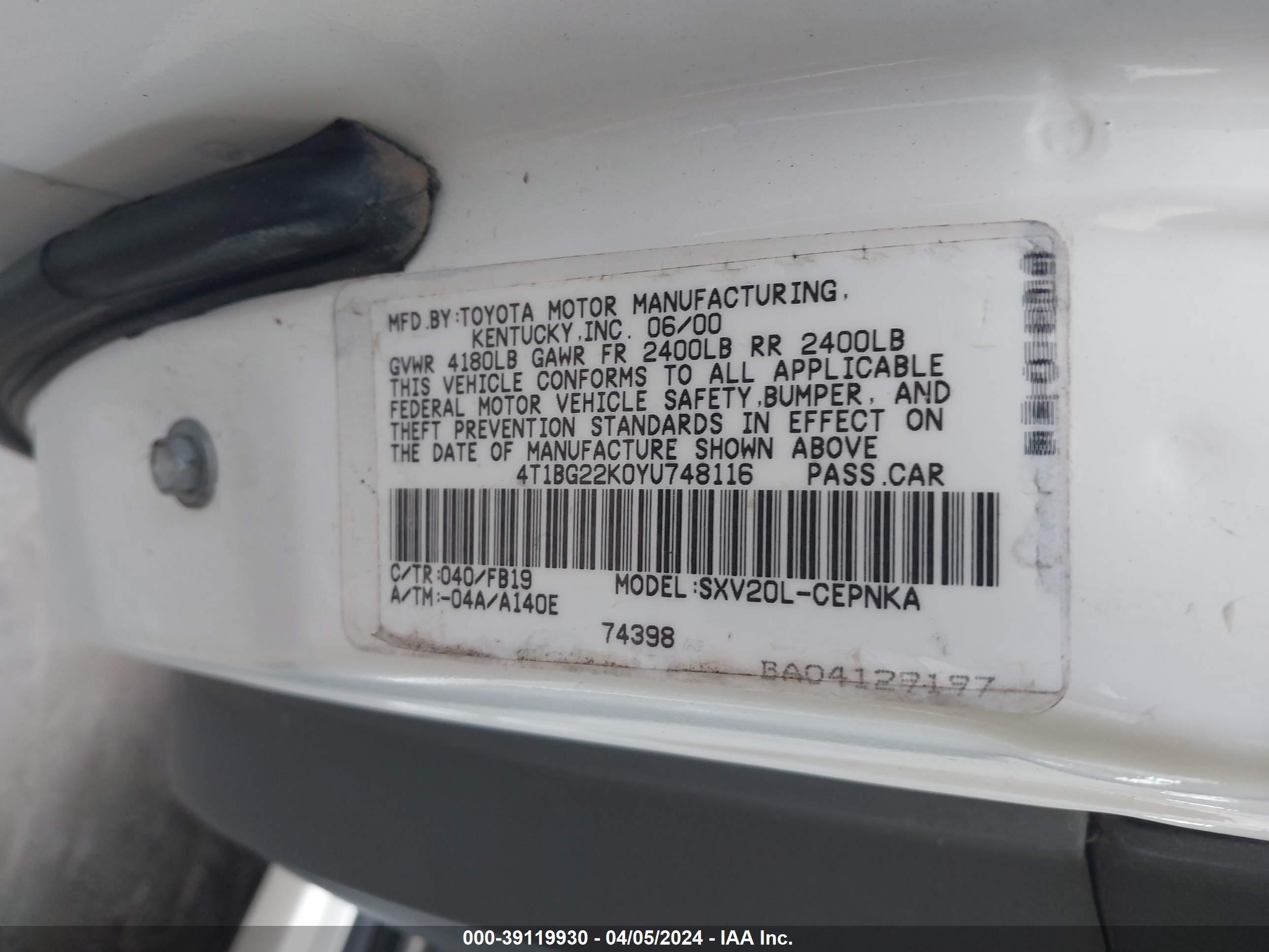 Photo 8 VIN: 4T1BG22K0YU748116 - TOYOTA CAMRY 