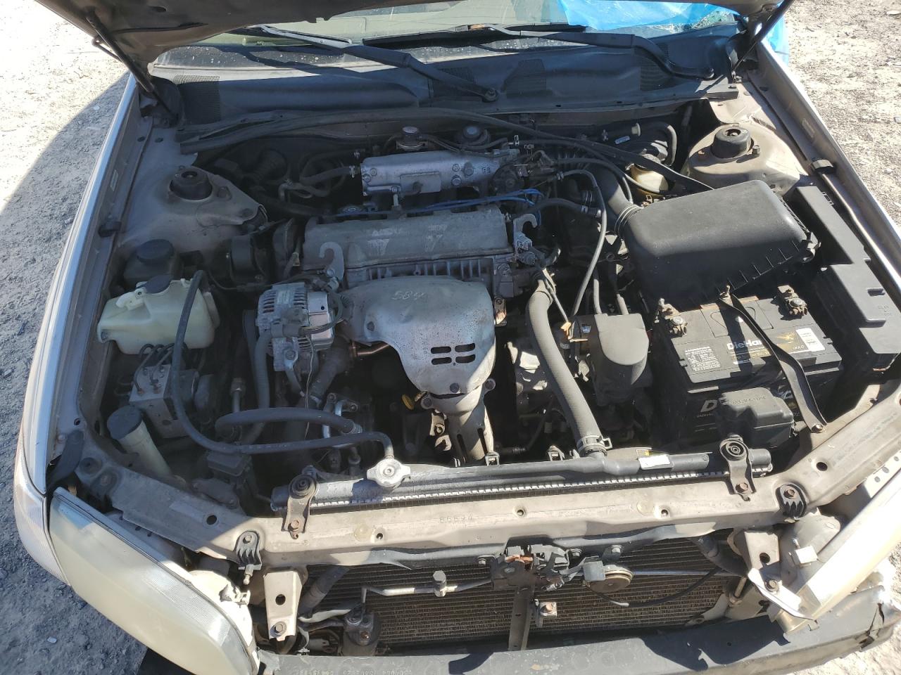 Photo 10 VIN: 4T1BG22K0YU757043 - TOYOTA CAMRY 