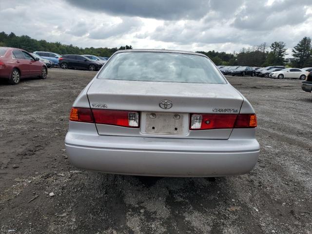 Photo 5 VIN: 4T1BG22K0YU996818 - TOYOTA CAMRY CE 