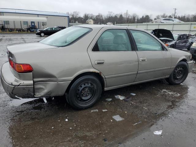 Photo 2 VIN: 4T1BG22K11U037417 - TOYOTA CAMRY 