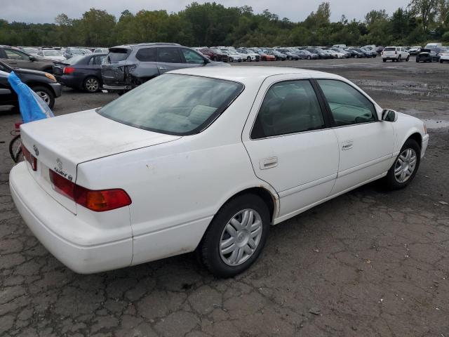 Photo 2 VIN: 4T1BG22K11U764623 - TOYOTA CAMRY CE 