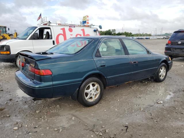 Photo 2 VIN: 4T1BG22K1VU135241 - TOYOTA CAMRY CE 