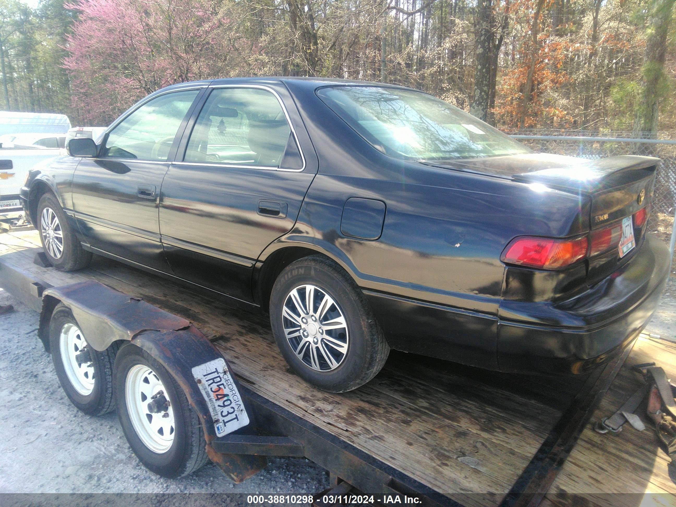 Photo 2 VIN: 4T1BG22K1WU312548 - TOYOTA CAMRY 