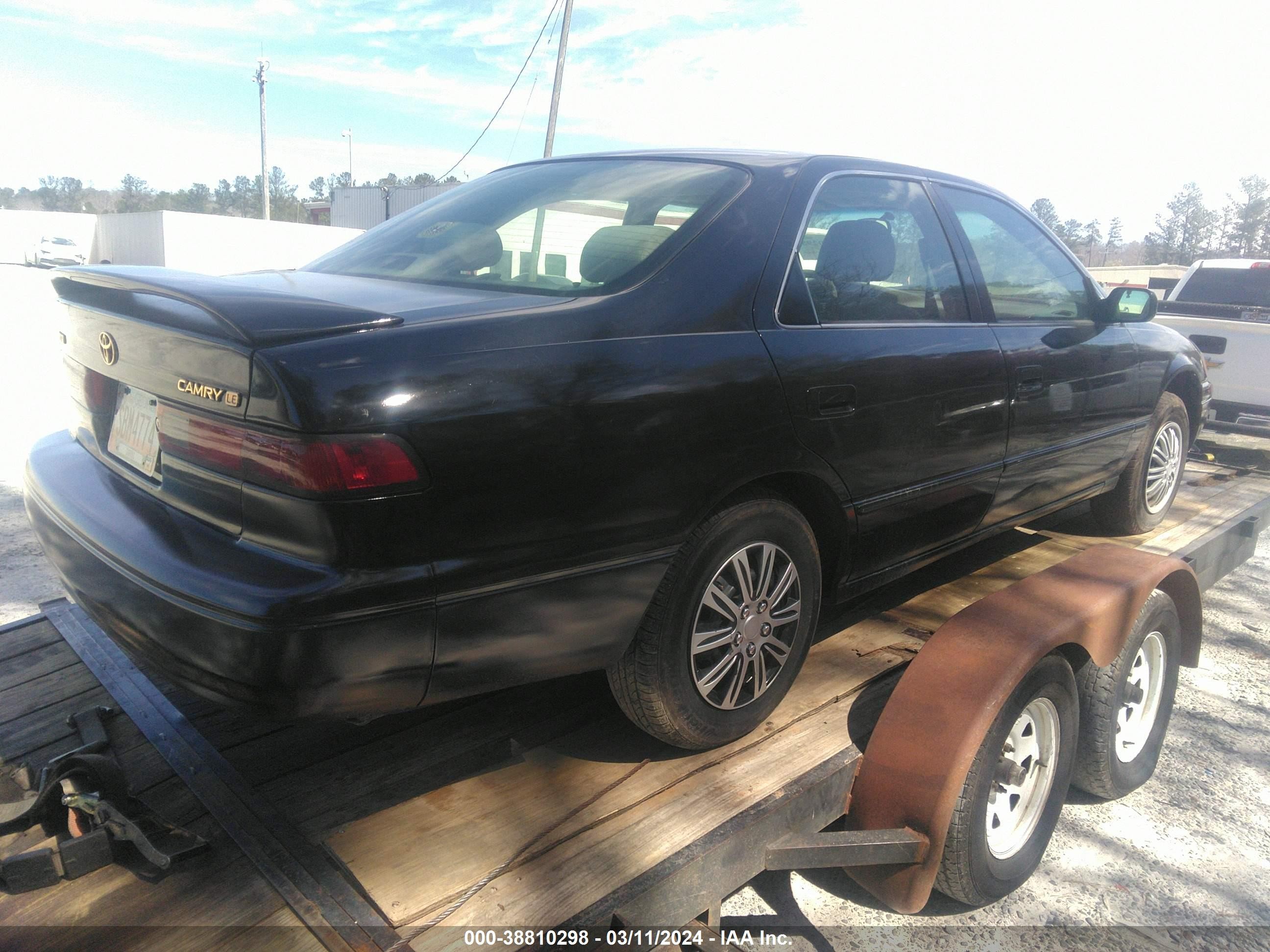 Photo 3 VIN: 4T1BG22K1WU312548 - TOYOTA CAMRY 