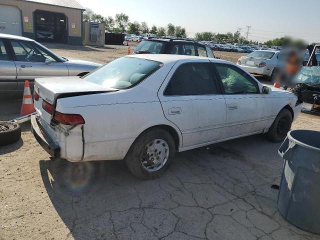 Photo 2 VIN: 4T1BG22K1XU456635 - TOYOTA CAMRY CE 