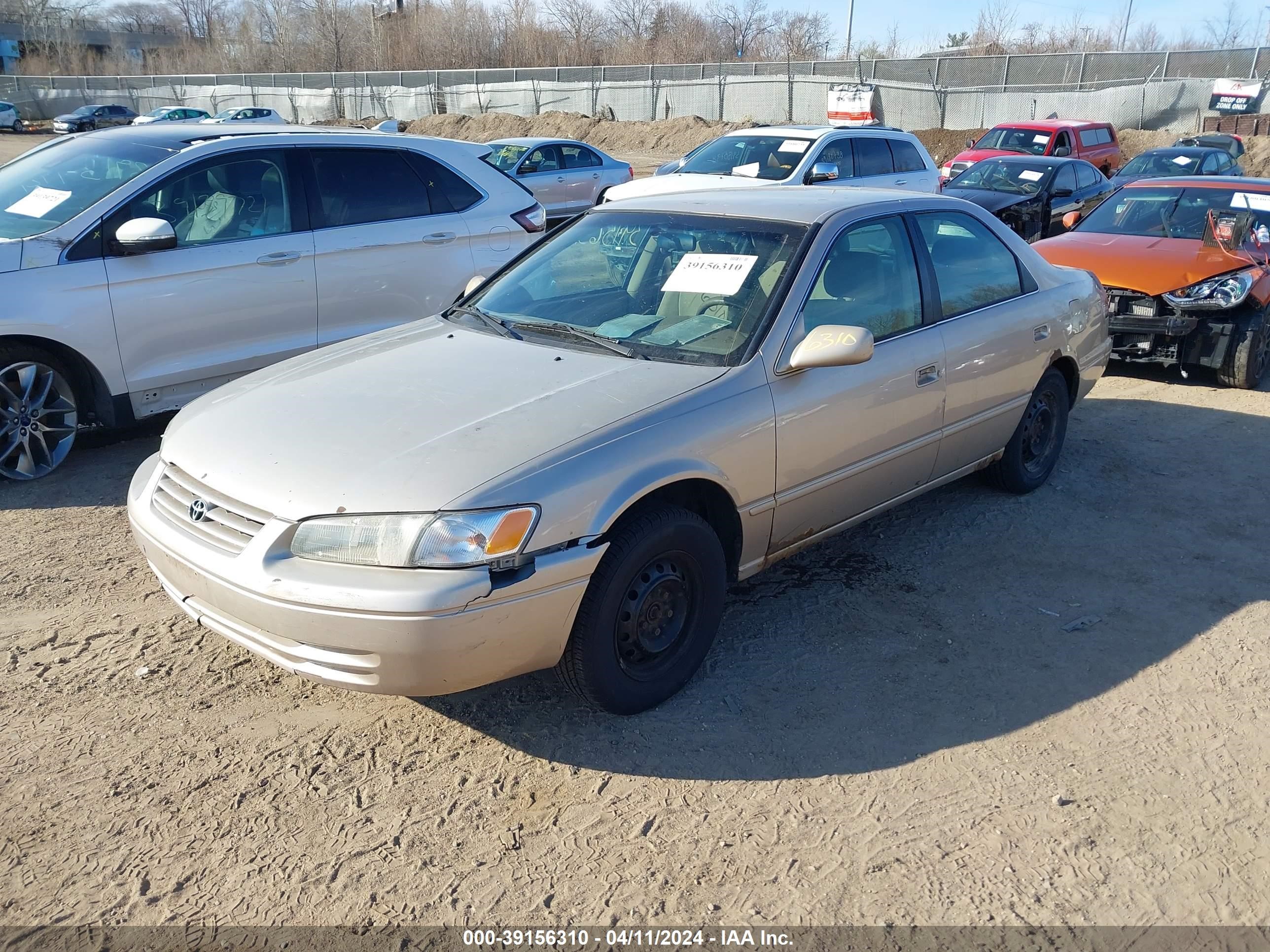 Photo 1 VIN: 4T1BG22K1XU492390 - TOYOTA CAMRY 