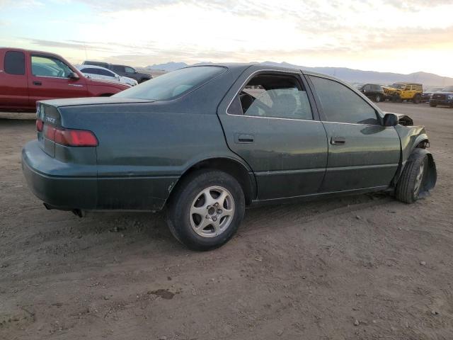 Photo 2 VIN: 4T1BG22K1XU551776 - TOYOTA CAMRY CE 