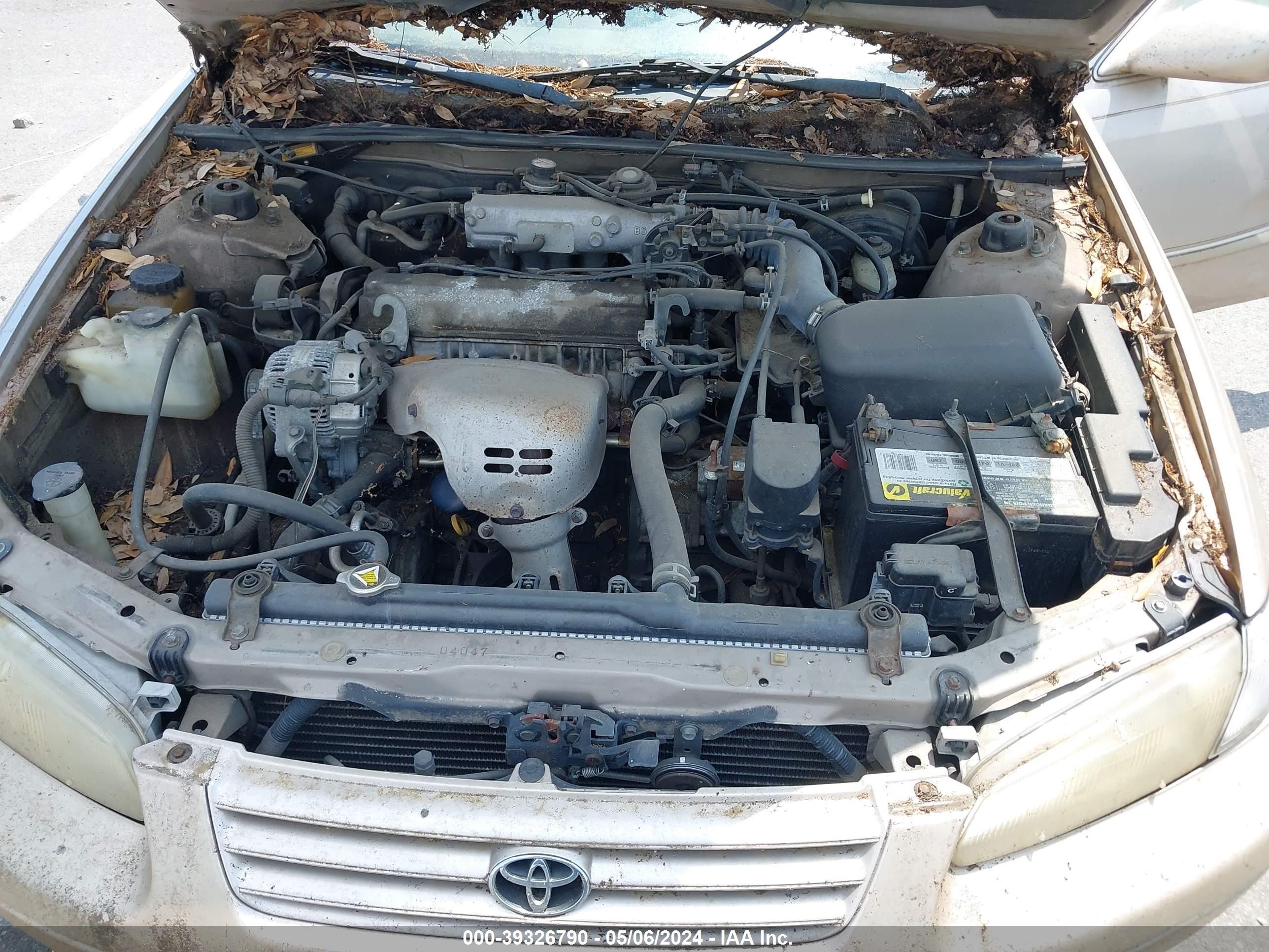 Photo 9 VIN: 4T1BG22K1XU592070 - TOYOTA CAMRY 