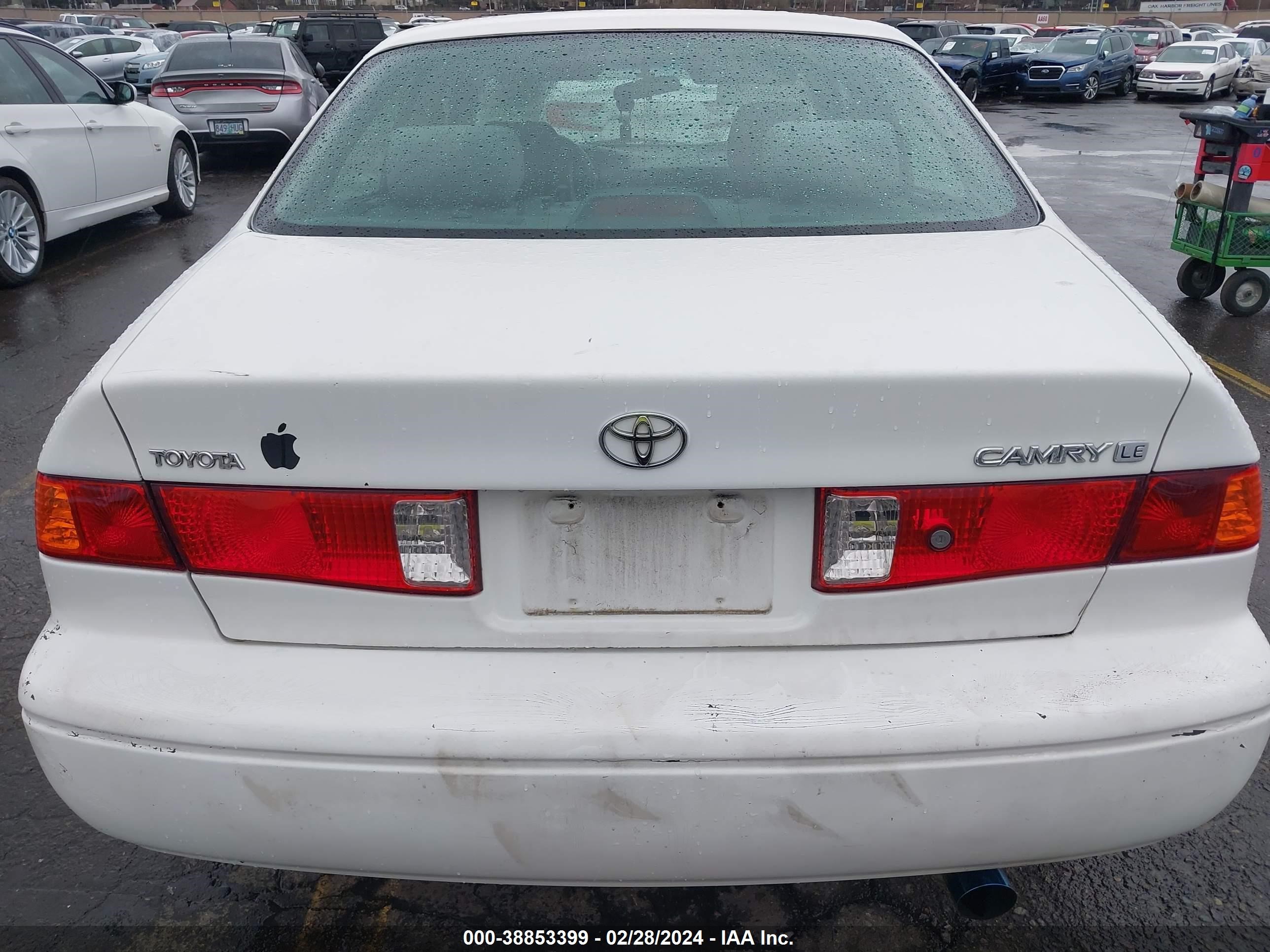 Photo 14 VIN: 4T1BG22K1YU927295 - TOYOTA CAMRY 