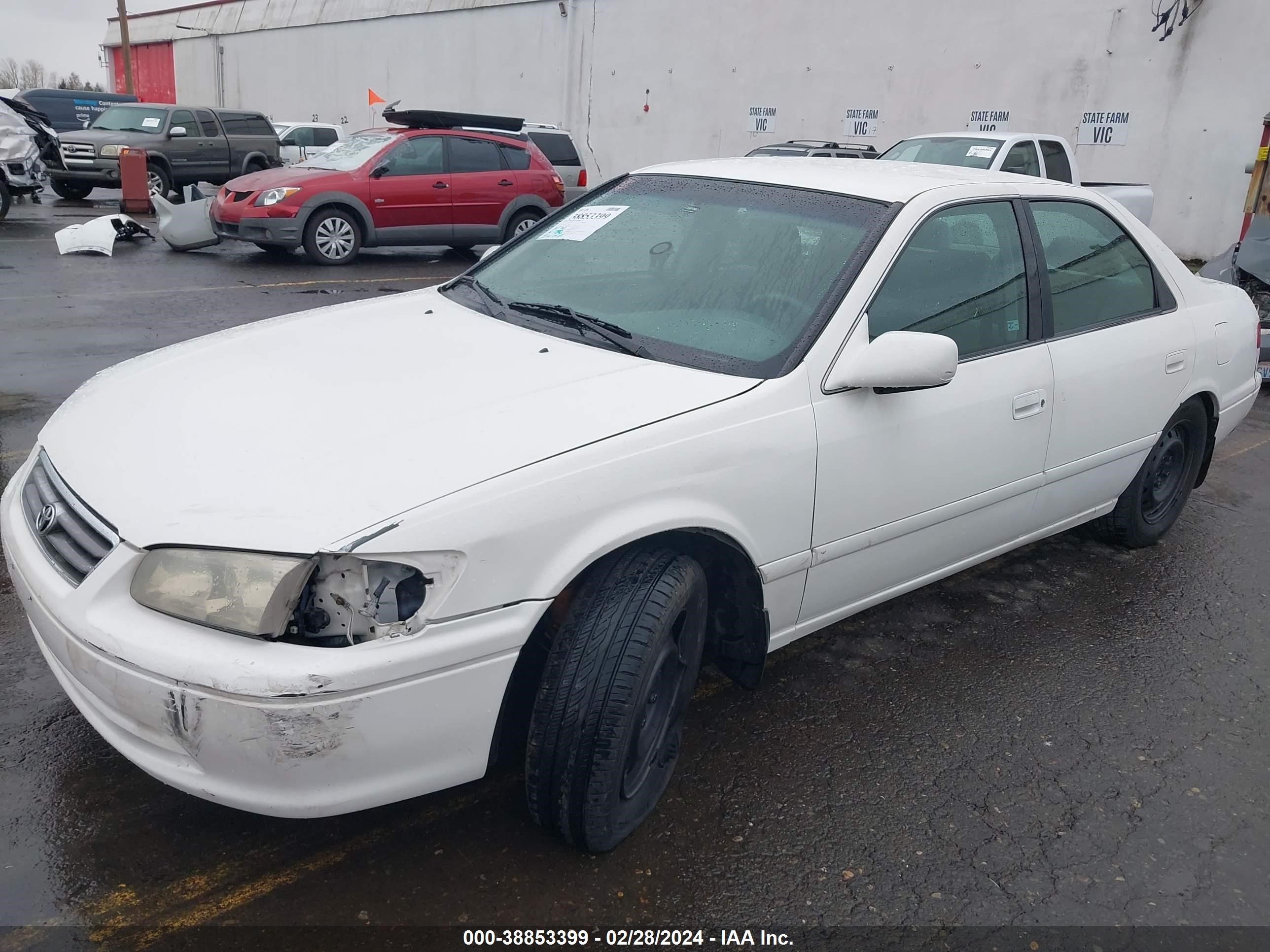 Photo 5 VIN: 4T1BG22K1YU927295 - TOYOTA CAMRY 