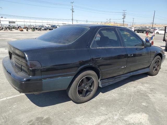 Photo 2 VIN: 4T1BG22K2VU750560 - TOYOTA CAMRY CE 