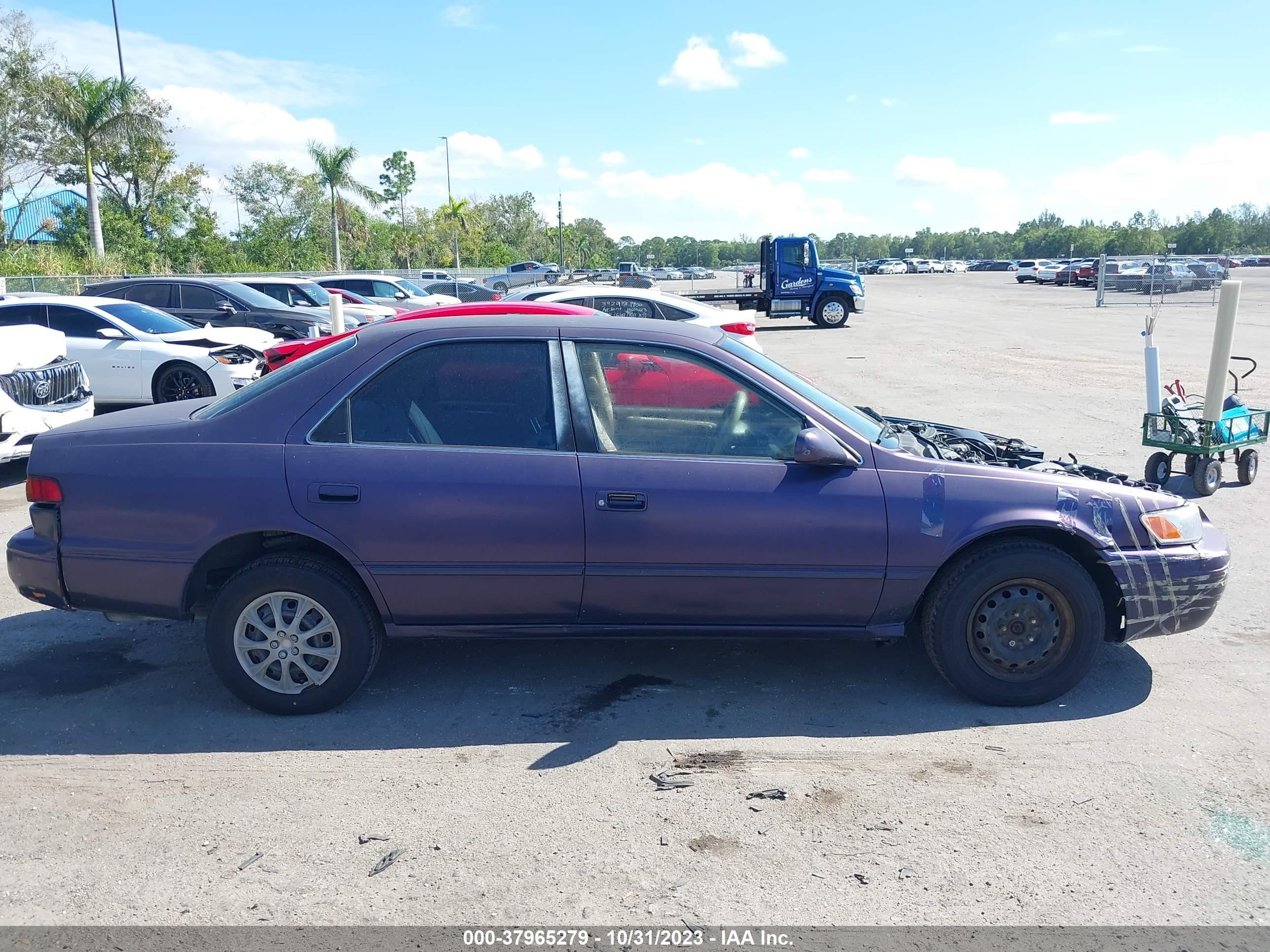 Photo 13 VIN: 4T1BG22K2VU778956 - TOYOTA CAMRY 