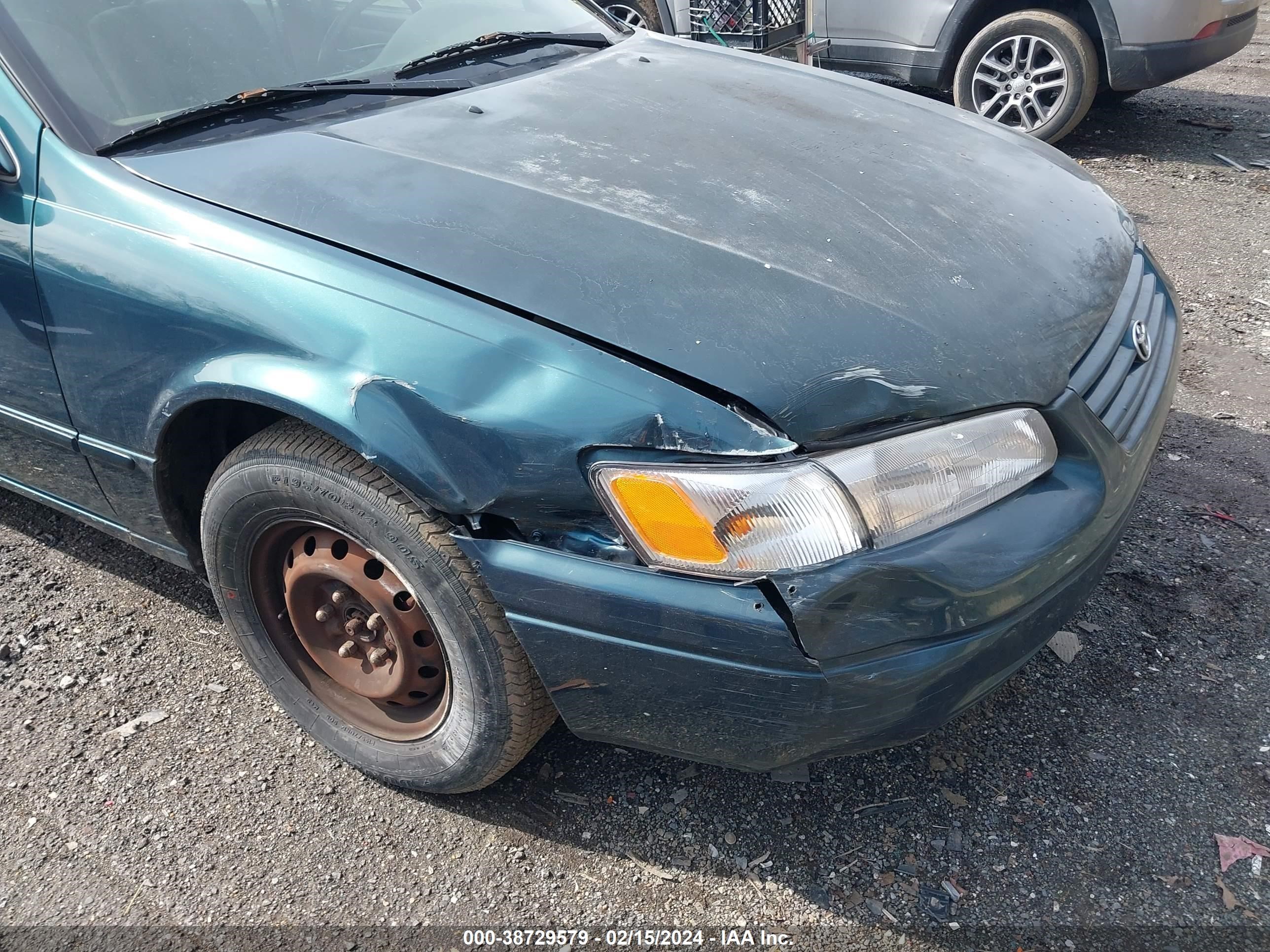 Photo 11 VIN: 4T1BG22K2VU786586 - TOYOTA CAMRY 