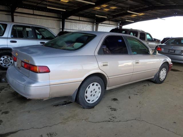 Photo 2 VIN: 4T1BG22K2VU791139 - TOYOTA CAMRY CE 