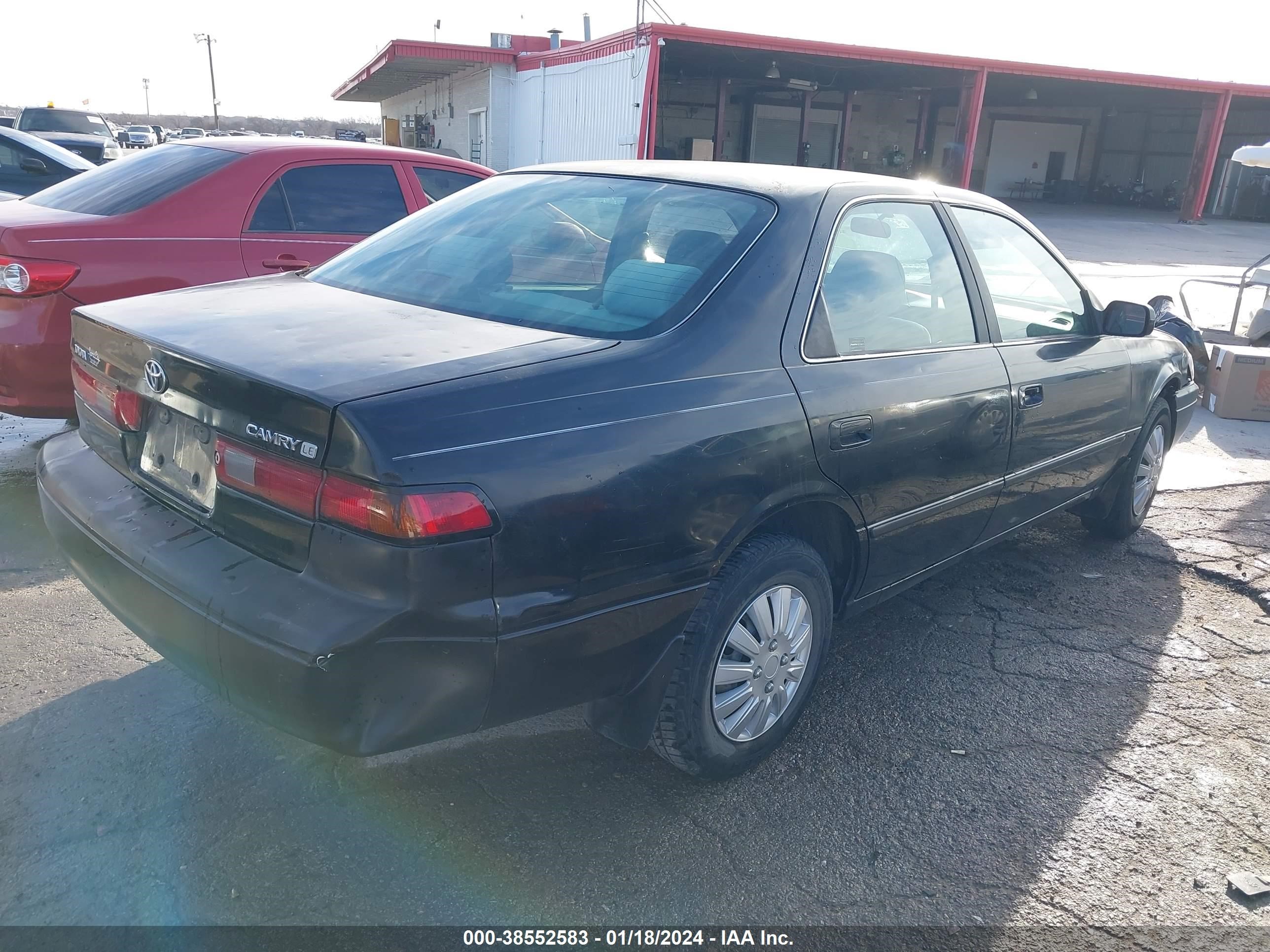 Photo 3 VIN: 4T1BG22K2WU185938 - TOYOTA CAMRY 