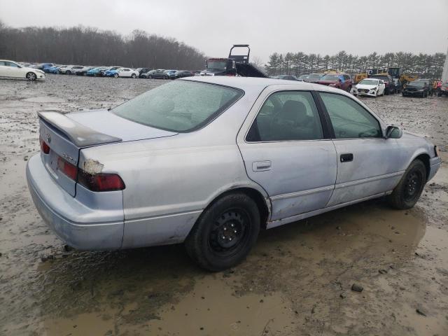 Photo 2 VIN: 4T1BG22K2WU302465 - TOYOTA CAMRY 