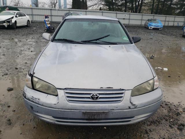 Photo 4 VIN: 4T1BG22K2WU302465 - TOYOTA CAMRY 