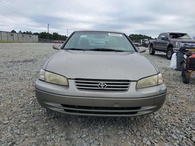 Photo 4 VIN: 4T1BG22K2XU525929 - TOYOTA CAMRY CE 