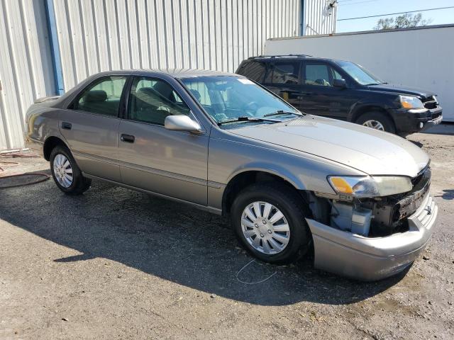 Photo 3 VIN: 4T1BG22K2XU598217 - TOYOTA CAMRY CE 