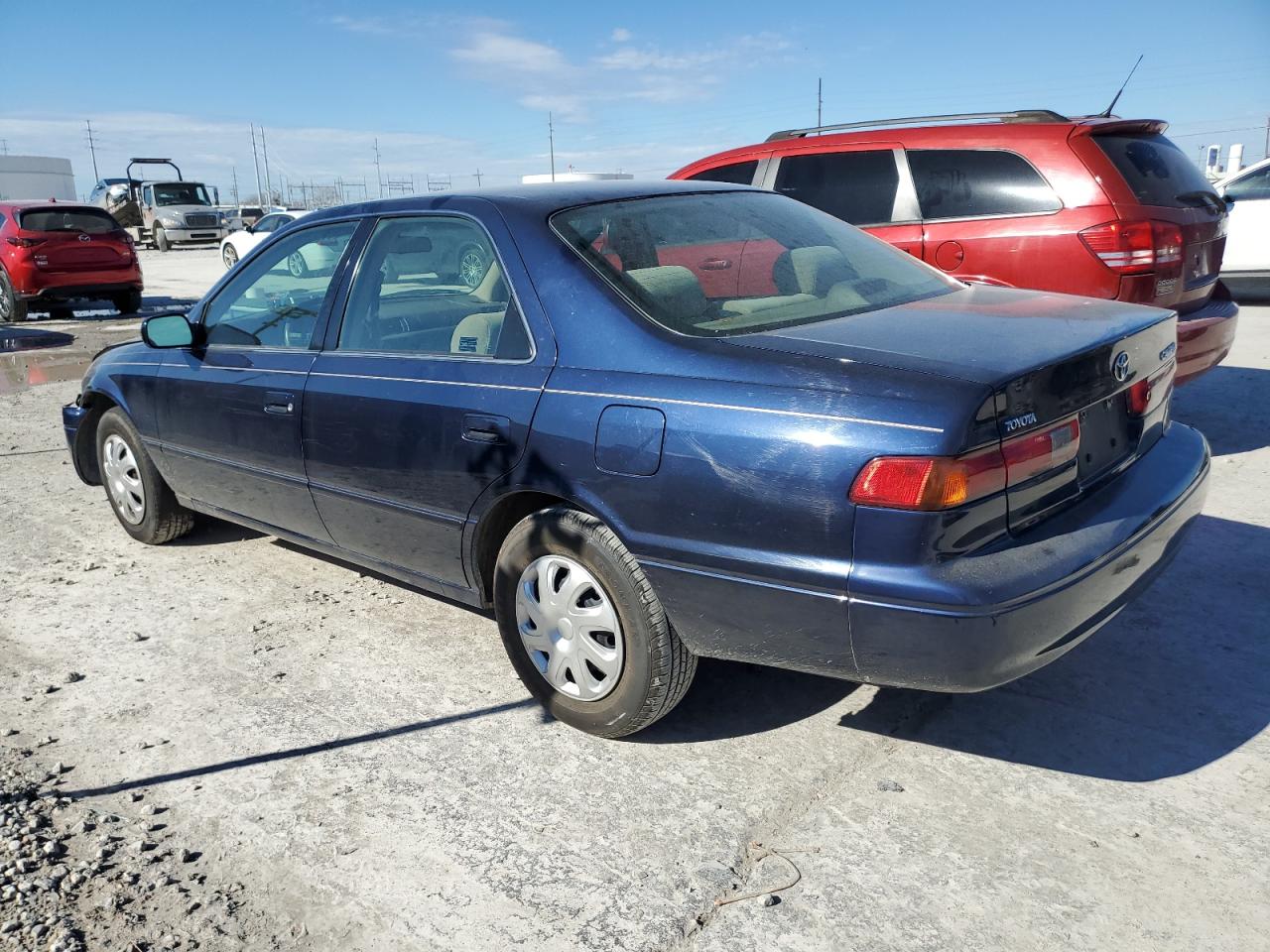 Photo 1 VIN: 4T1BG22K2XU903196 - TOYOTA CAMRY 