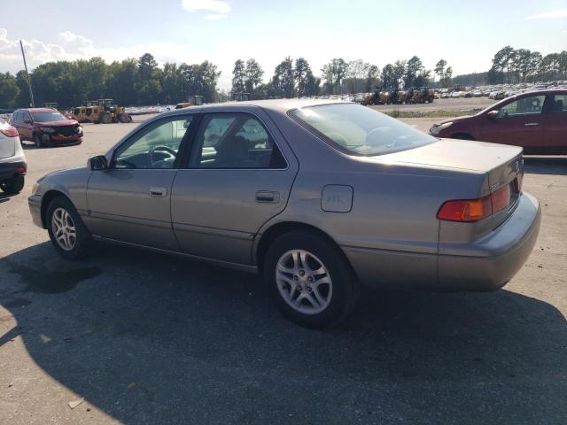 Photo 1 VIN: 4T1BG22K2YU657395 - TOYOTA CAMRY CE 