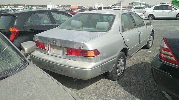 Photo 8 VIN: 4T1BG22K2YU673449 - TOYOTA CAMRY 