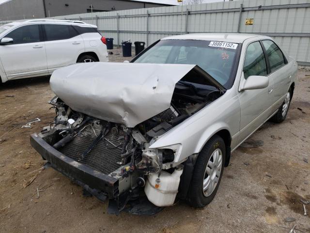 Photo 1 VIN: 4T1BG22K2YU676268 - TOYOTA CAMRY CE 