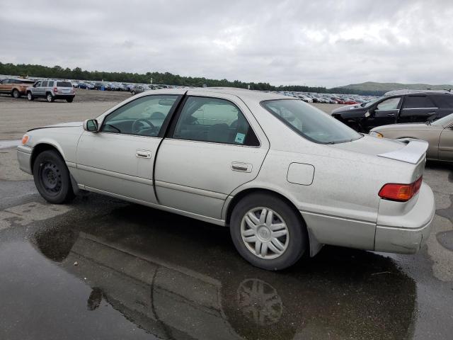 Photo 1 VIN: 4T1BG22K2YU711908 - TOYOTA CAMRY CE 