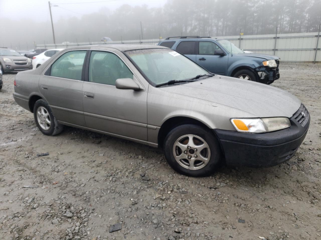 Photo 3 VIN: 4T1BG22K3VU079268 - TOYOTA CAMRY 