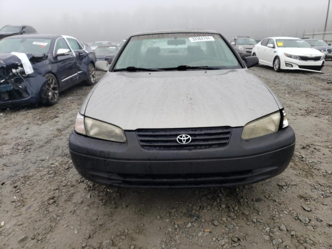 Photo 4 VIN: 4T1BG22K3VU079268 - TOYOTA CAMRY 