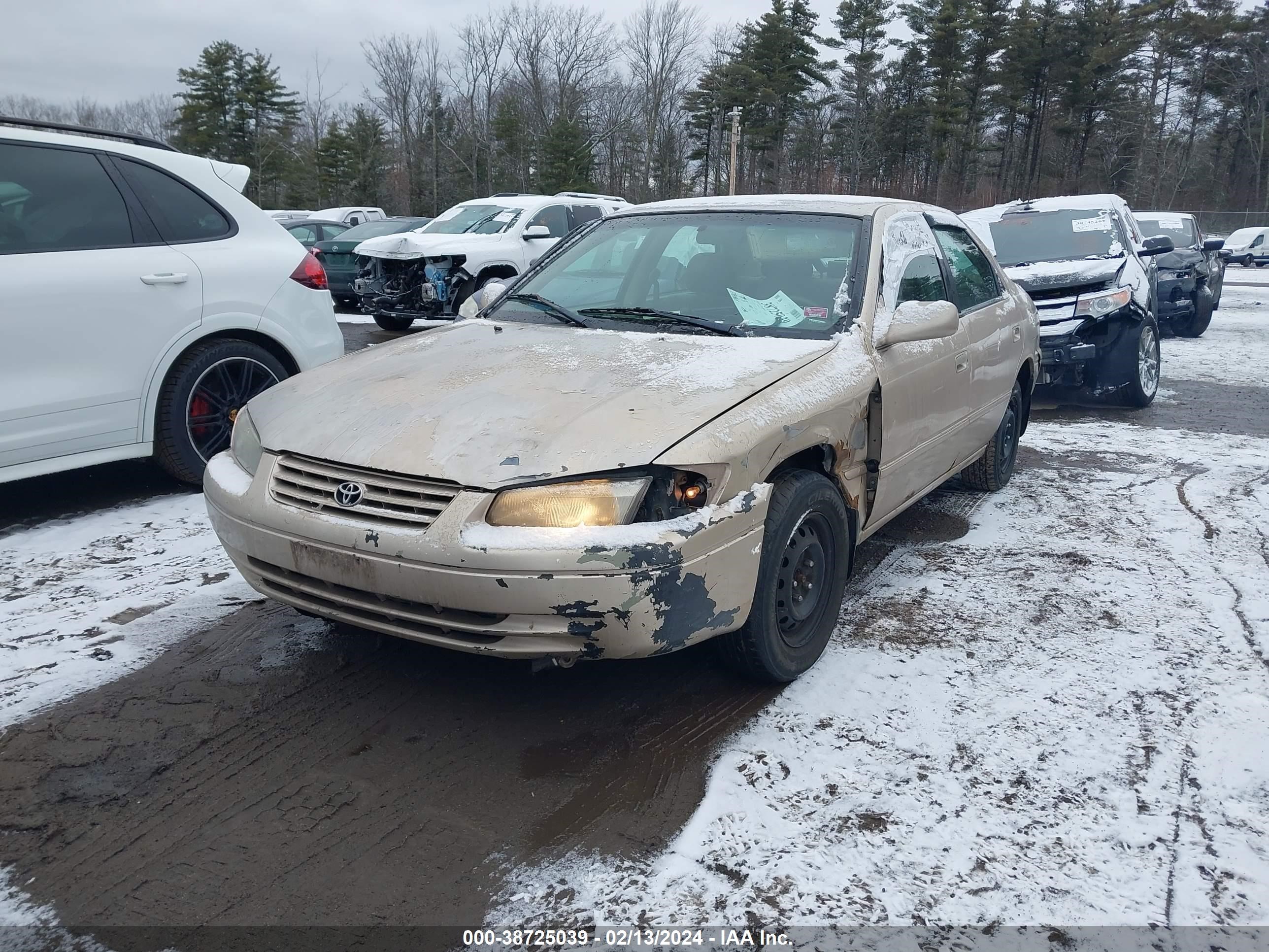 Photo 1 VIN: 4T1BG22K3WU226156 - TOYOTA CAMRY 