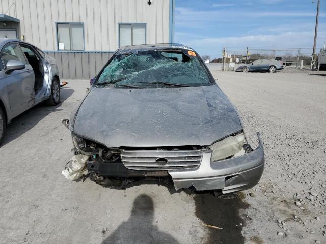 Photo 4 VIN: 4T1BG22K3XU438590 - TOYOTA CAMRY CE 