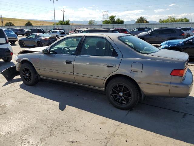 Photo 1 VIN: 4T1BG22K3YU000069 - TOYOTA CAMRY CE 