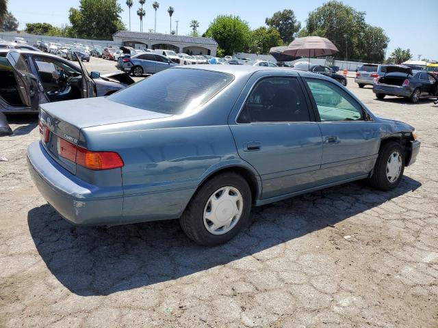 Photo 2 VIN: 4T1BG22K3YU945071 - TOYOTA CAMRY 