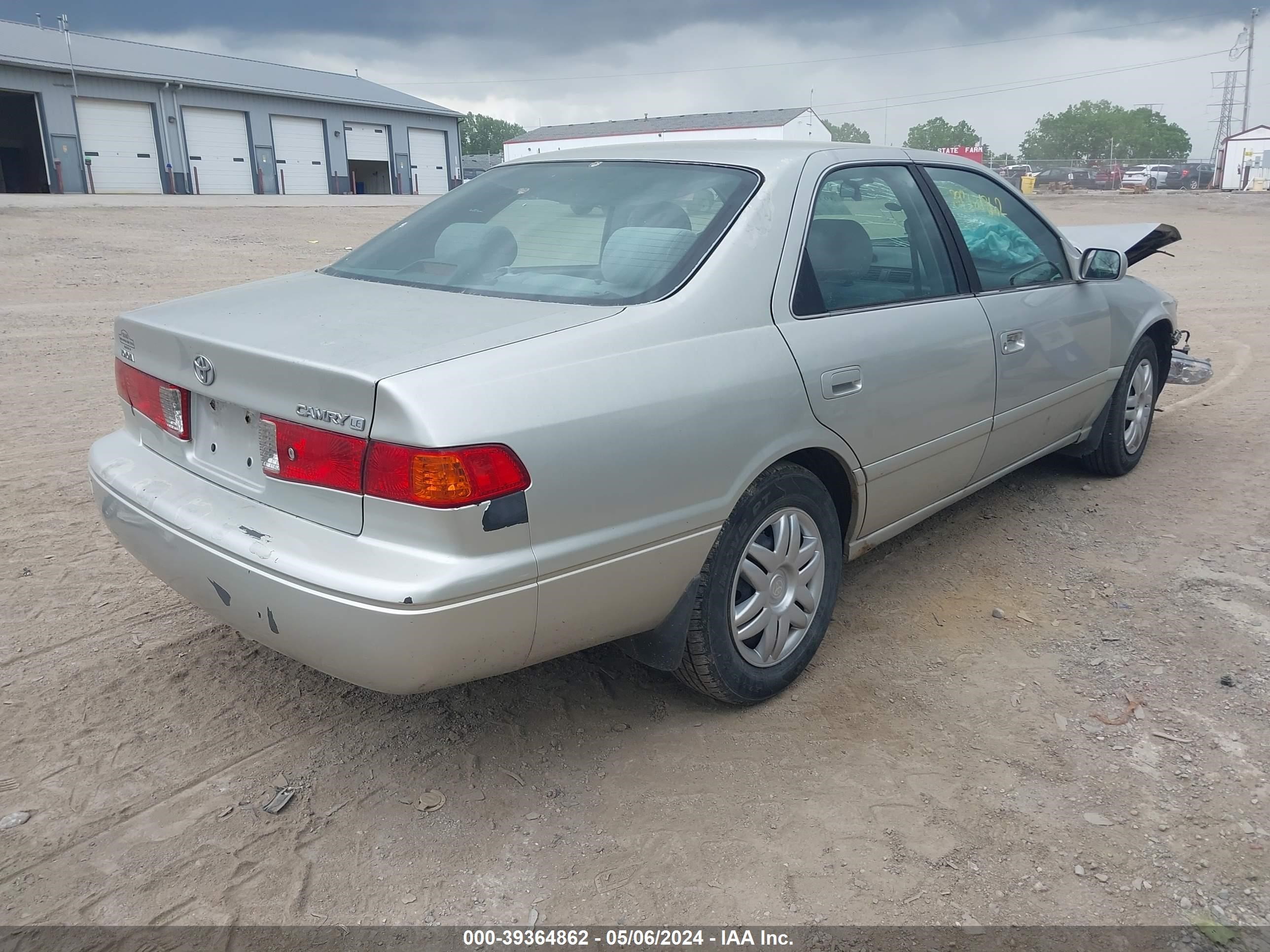 Photo 3 VIN: 4T1BG22K41U075353 - TOYOTA CAMRY 