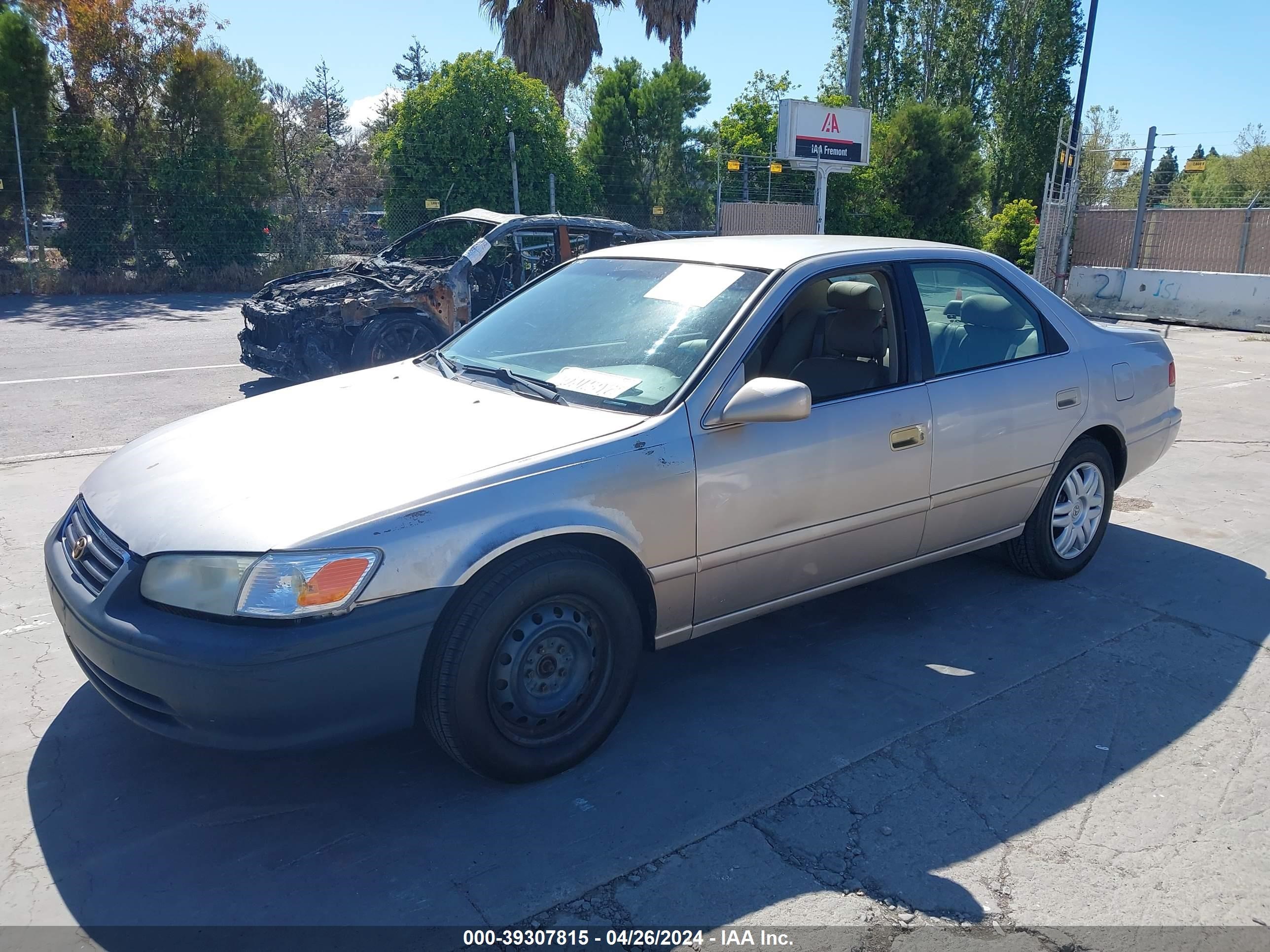 Photo 1 VIN: 4T1BG22K41U076292 - TOYOTA CAMRY CE 