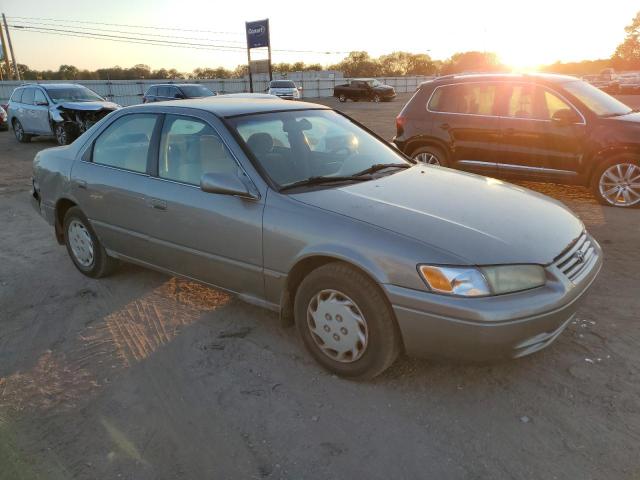 Photo 3 VIN: 4T1BG22K4VU180111 - TOYOTA CAMRY 