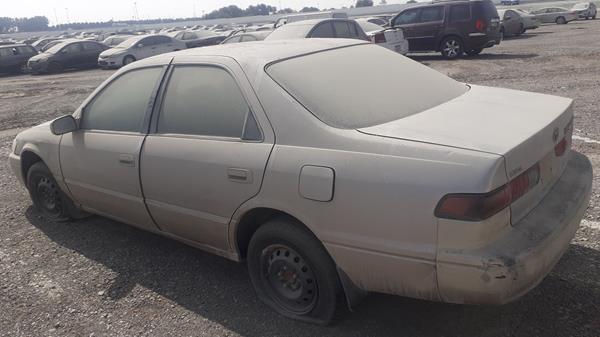 Photo 4 VIN: 4T1BG22K4XU437190 - TOYOTA CAMRY 