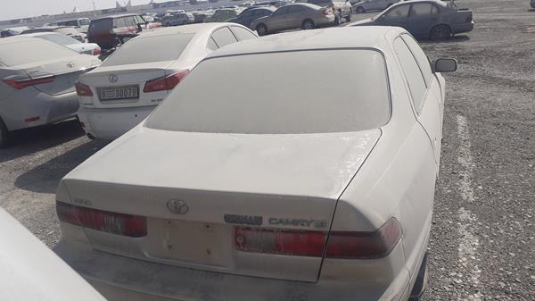 Photo 5 VIN: 4T1BG22K4XU437190 - TOYOTA CAMRY 