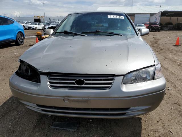 Photo 4 VIN: 4T1BG22K4XU601361 - TOYOTA CAMRY 