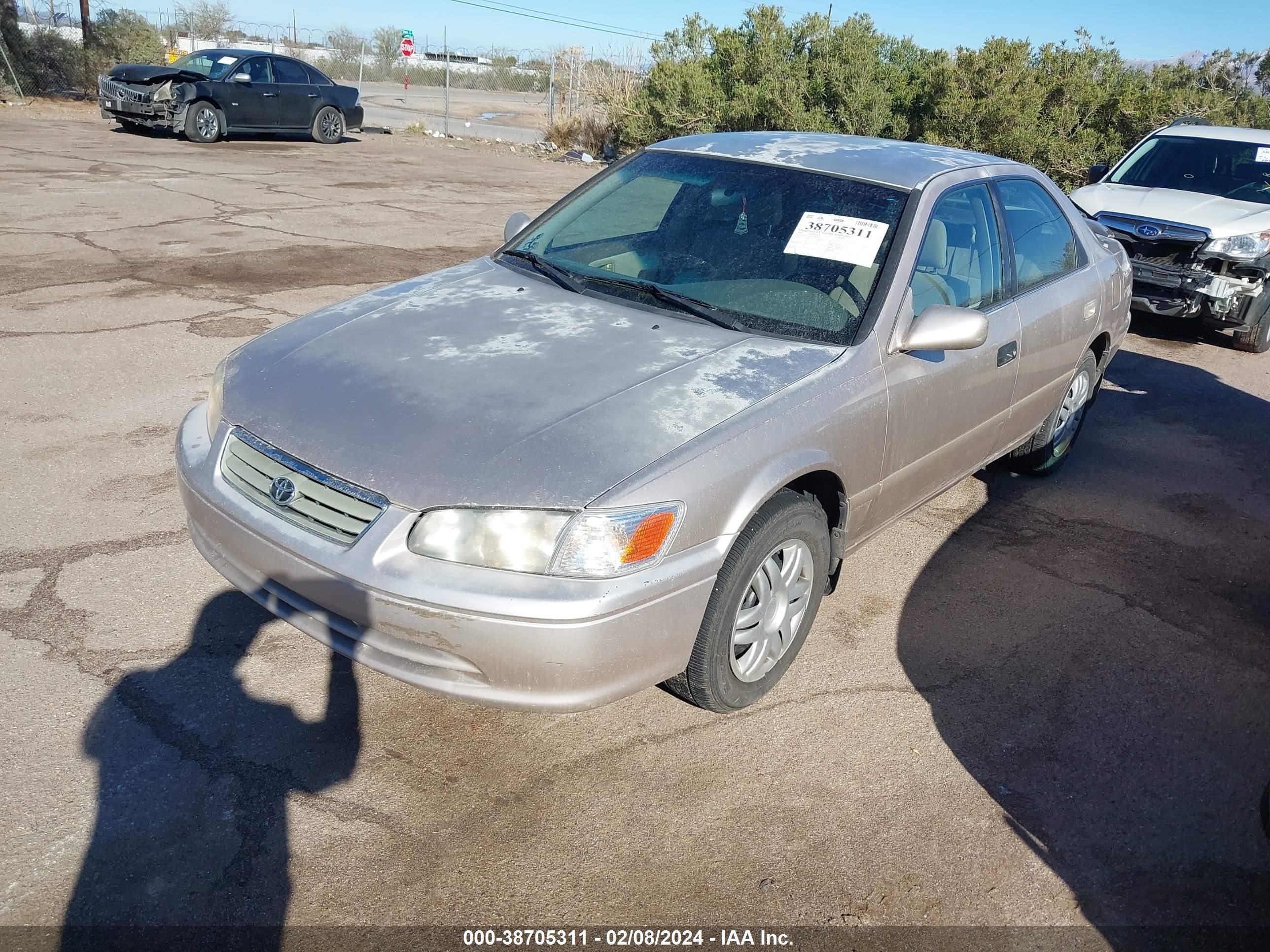 Photo 1 VIN: 4T1BG22K51U794465 - TOYOTA CAMRY 