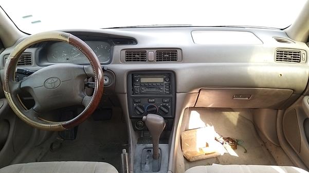 Photo 26 VIN: 4T1BG22K51U812978 - TOYOTA CAMRY 