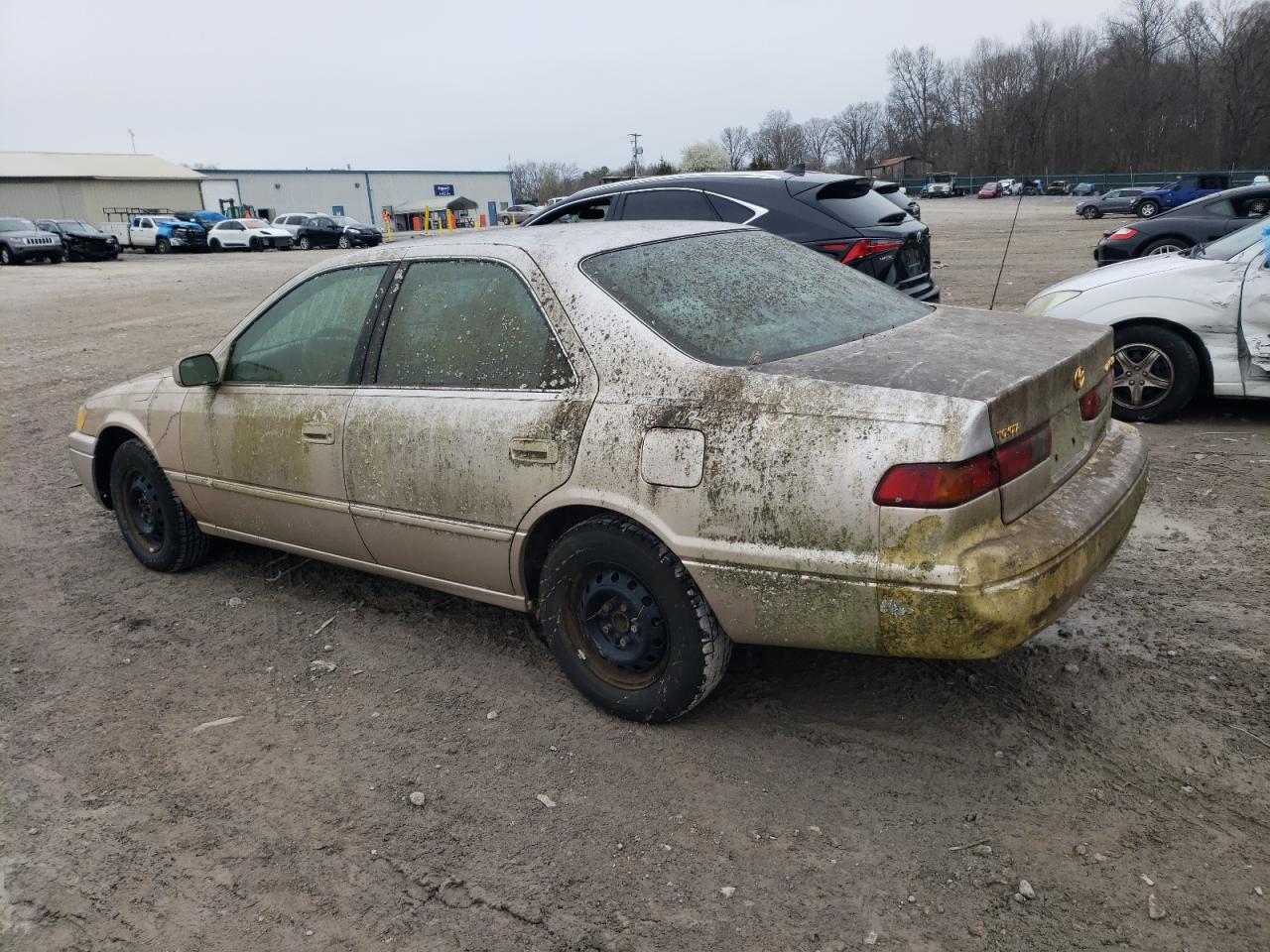 Photo 1 VIN: 4T1BG22K5VU178352 - TOYOTA CAMRY 